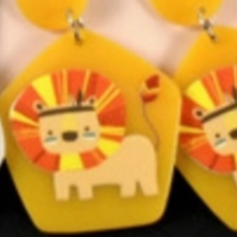Animal Lion Fall Hsrvest Dangle Drop Earrings Acrylic Hand Painted Festival NEW